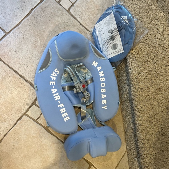 Mambobaby float with canopy - Picture 3 of 4